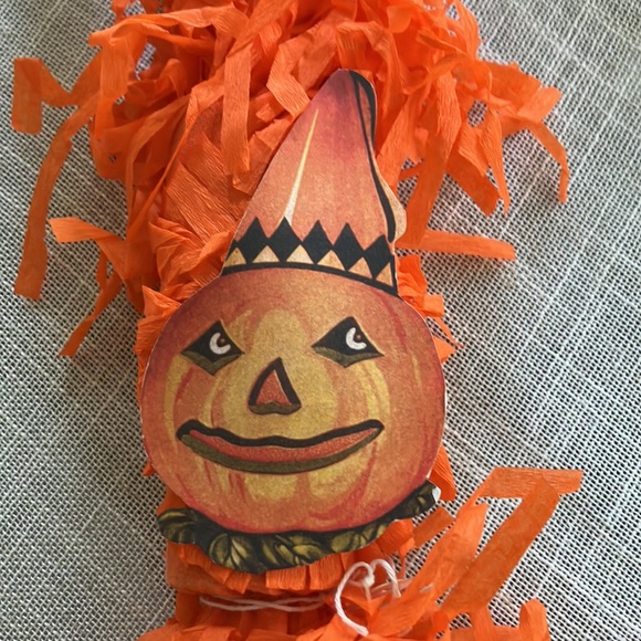 Vintage Halloween Candy Containers - Picture 4 of 10